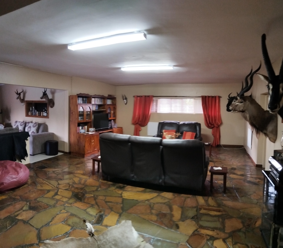 4 Bedroom Property for Sale in Bothasrus Eastern Cape